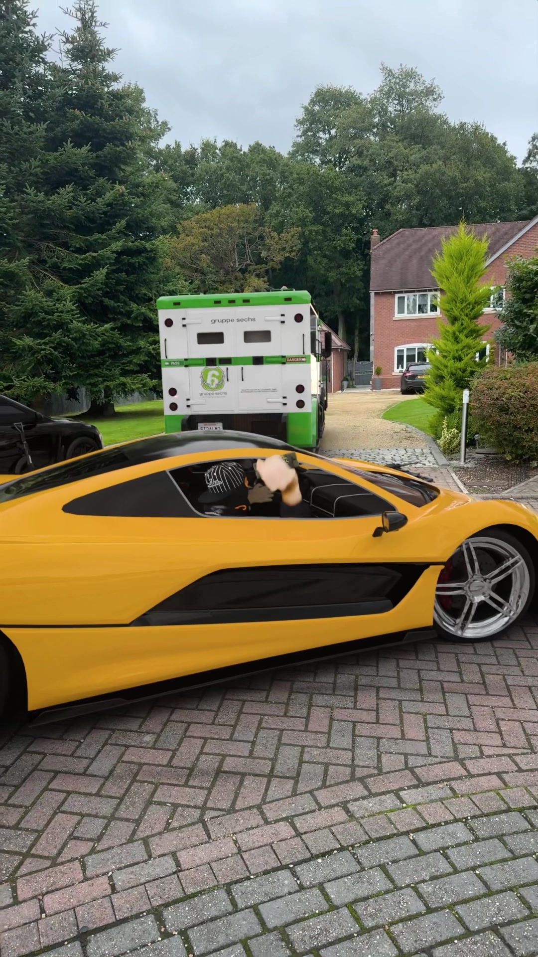 GTA IRL — CGI